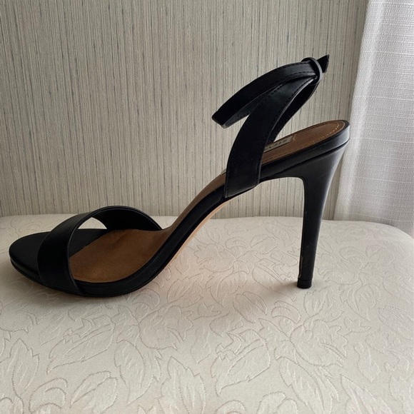 Steve Madden Heels - Picture 3 of 5